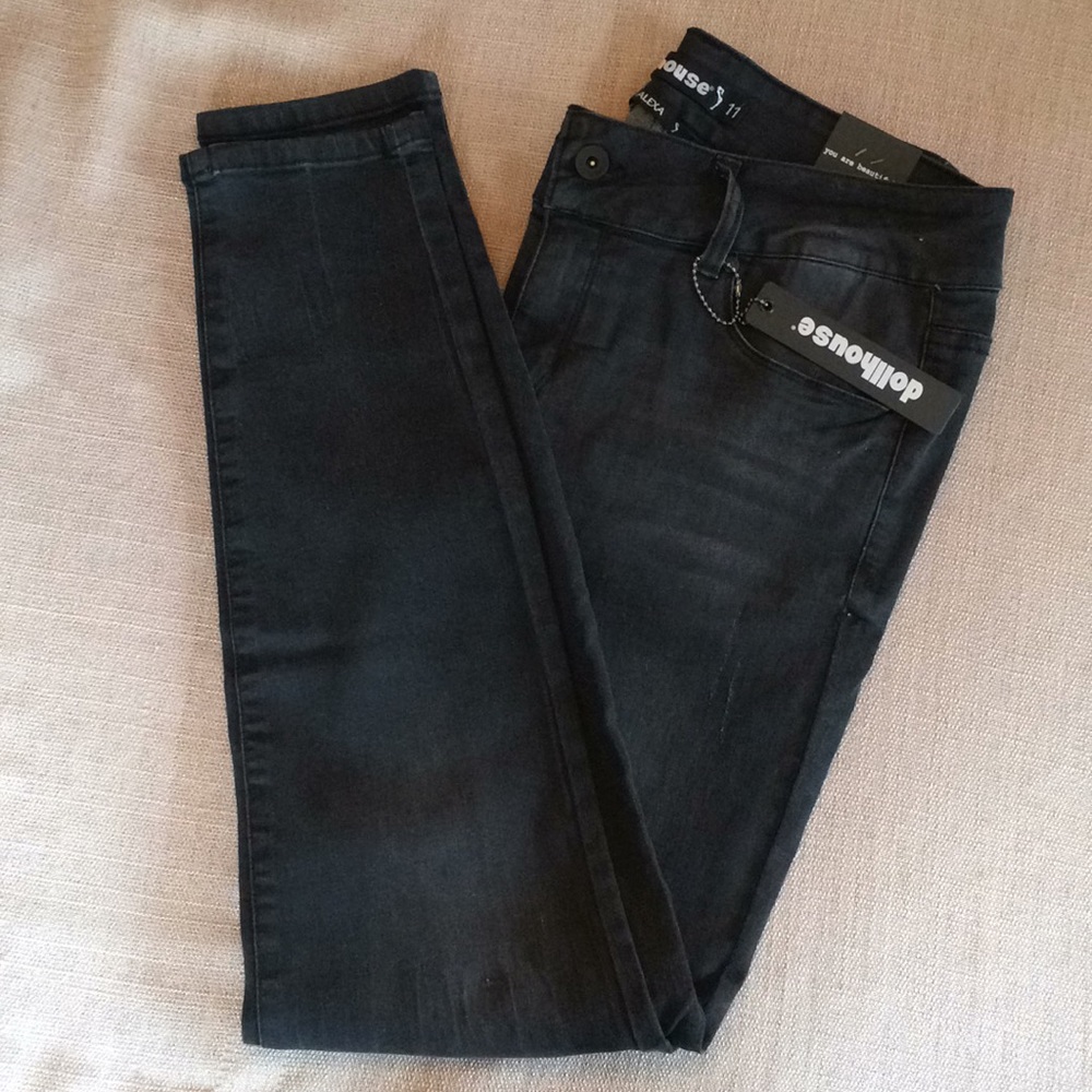 NWT dollhouse phantom Alexa skinny jeans sz11
